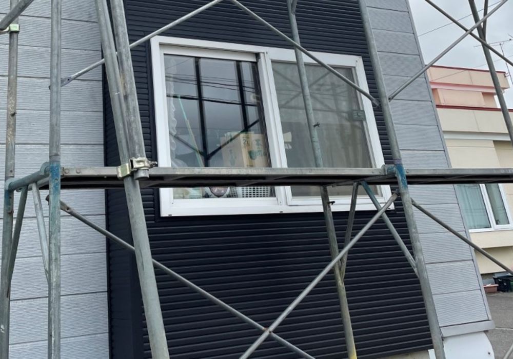 千歳市某アパート　金属サイディング工事